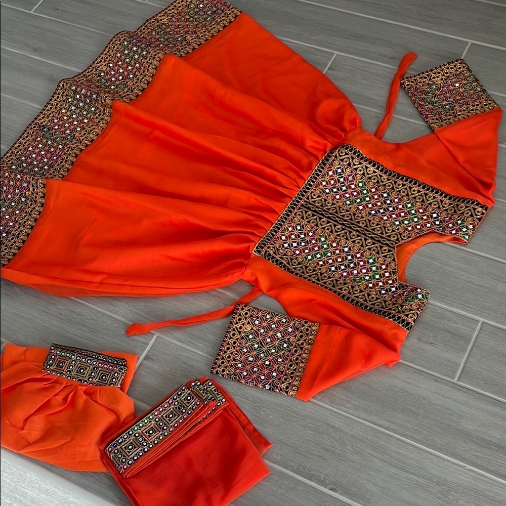 Afghan dress Kuchi coin jewelry Afghanistan Embroidered Multicolor Tunic henna